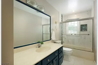 10 Plymouth Ct, Bernards Township, NJ 07920 - Photo 16