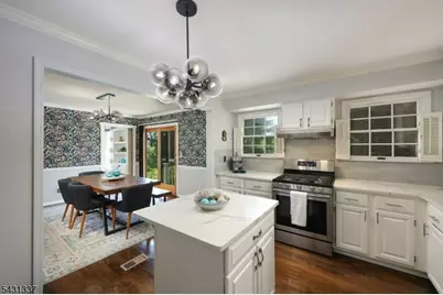 10 Plymouth Ct, Bernards Township, NJ 07920 - Photo 6