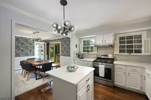 10 Plymouth Ct, Bernards Township, NJ 07920 - Photo 6