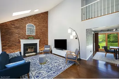10 Plymouth Ct, Bernards Township, NJ 07920 - Photo 4