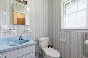185 Thatchers Hill Rd, Raritan Township, NJ 08822 - Photo 32