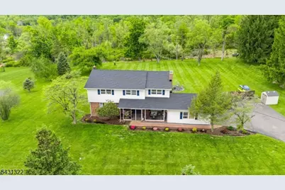 185 Thatchers Hill Rd, Raritan Township, NJ 08822 - Photo 2