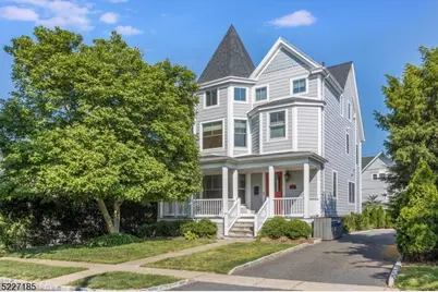 1 Claremont Pl #1, Montclair, NJ 07042 - Photo 2