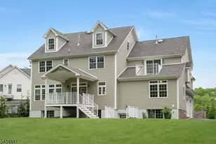 1004 Penny Ln, Scotch Plains Township, NJ 07076 - Photo 4