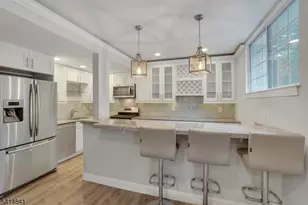 1004 Penny Ln, Scotch Plains Township, NJ 07076 - Photo 10