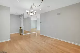 42 Brookstone Cir, Parsippany, NJ 07950 - Photo 32