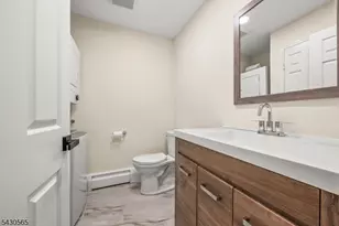 19A Foxwood Dr, Morris Plains, NJ 07950 - Photo 18