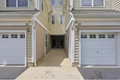 27 Patriots Path, South Bound Brook Boro, NJ 08880 - Photo 4