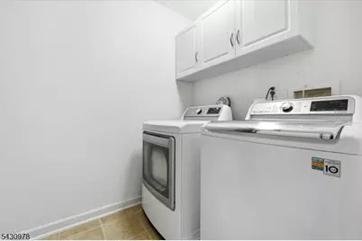 27 Patriots Path, South Bound Brook Boro, NJ 08880 - Photo 40