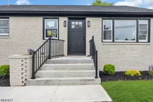 260 Highland Ave, Franklin Township, NJ 08873 - Photo 2