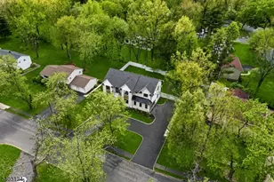 17 Arlington Dr, Livingston, NJ 07039 - Photo 34