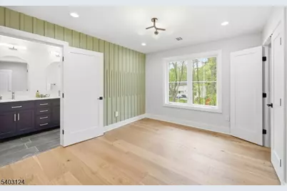 17 Arlington Dr, Livingston, NJ 07039 - Photo 20