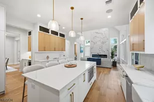17 Arlington Dr, Livingston, NJ 07039 - Photo 6