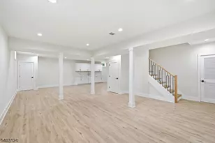 17 Arlington Dr, Livingston, NJ 07039 - Photo 22