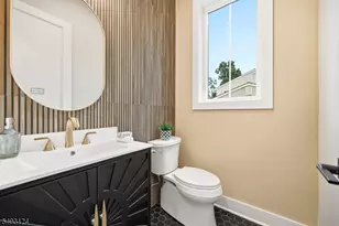 17 Arlington Dr, Livingston, NJ 07039 - Photo 14