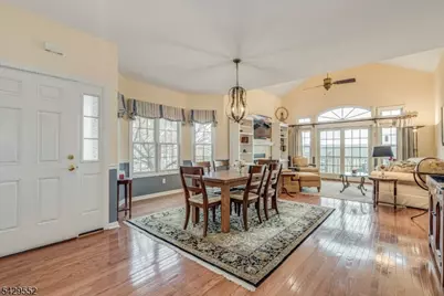 18 Kelburn Ct, Hardyston Township, NJ 07419 - Photo 8