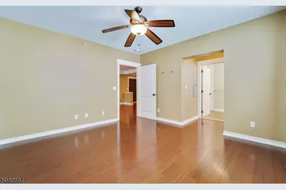 10-12 Elmer St, Unit #J, Madison, NJ 07940 - Photo 10