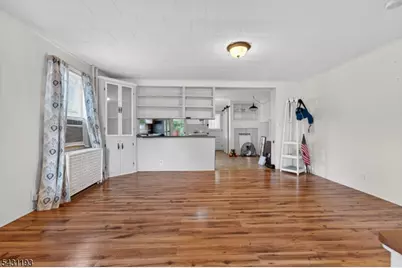 319 Center St #2, Phillipsburg, NJ 08865 - Photo 8