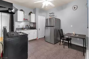 884 S 15th St, Newark, NJ 07108 - Photo 4