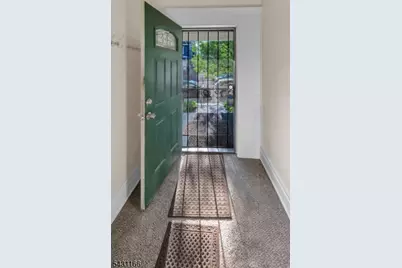 884 S 15th St, Newark, NJ 07108 - Photo 2