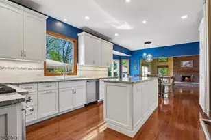 31 Copper Penny Rd, Raritan Township, NJ 08822 - Photo 8