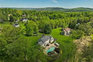 31 Copper Penny Rd, Raritan Township, NJ 08822 - Photo 1