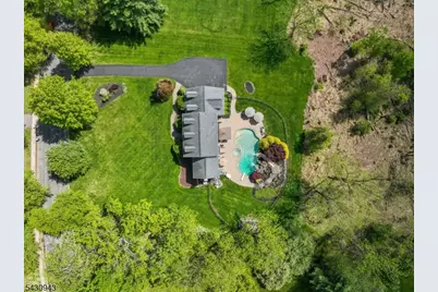 31 Copper Penny Rd, Raritan Township, NJ 08822 - Photo 6