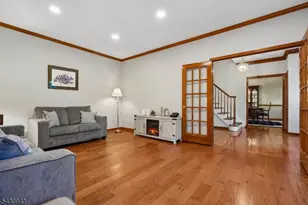 31 Copper Penny Rd, Raritan Township, NJ 08822 - Photo 16