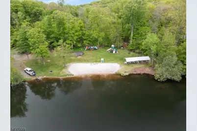 125 Kitchell Lake Dr, West Milford, NJ 07480 - Photo 30