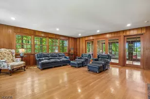 19 Greenbriar Dr, Summit, NJ 07901 - Photo 10