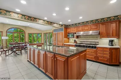 19 Greenbriar Drive, Summit, NJ 07901 - Photo 6