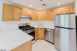 323 Jackson St, Hoboken, NJ 07030 - Photo 14