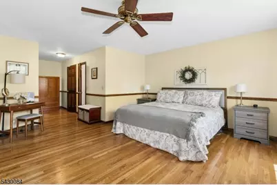 220 Queens Ln, Mountainside, NJ 07092 - Photo 20