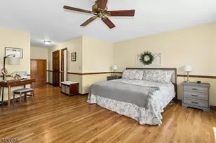 220 Queens Ln, Mountainside, NJ 07092 - Photo 20