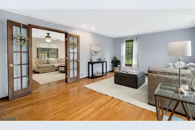 220 Queens Ln, Mountainside, NJ 07092 - Photo 4