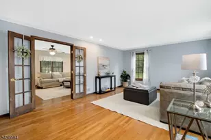 220 Queens Ln, Mountainside, NJ 07092 - Photo 4