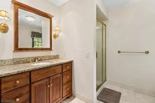 220 Queens Ln, Mountainside, NJ 07092 - Photo 22