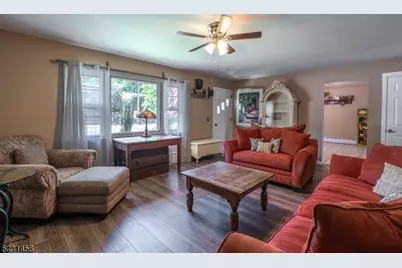 988 Wootton St, Boonton Town, NJ 07005 - Photo 4