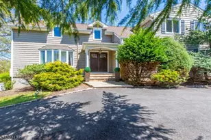 68 Rockledge Dr, Livingston, NJ 07039 - Photo 1