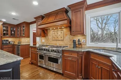 68 Rockledge Dr, Livingston, NJ 07039 - Photo 14