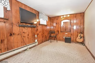 247 Grove St, Lodi, NJ 07644 - Photo 20