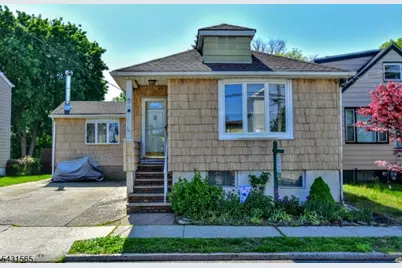 247 Grove St, Lodi, NJ 07644 - Photo 2