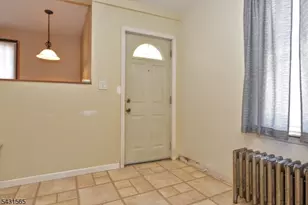 247 Grove St, Lodi, NJ 07644 - Photo 14