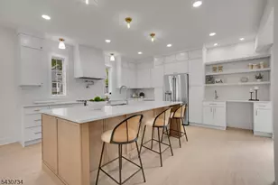 24 Etmore Pl, New Providence, NJ 07974 - Photo 4