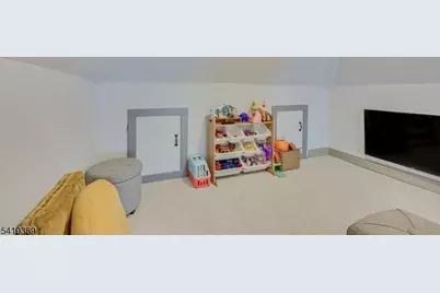302 Mountainview Ter, Dunellen, NJ 08812 - Photo 32