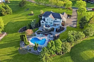 9 Christie Way, Branchburg Township, NJ 08853 - Photo 2