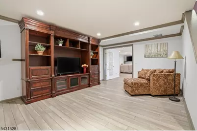 9 Christie Way, Branchburg Township, NJ 08853 - Photo 24