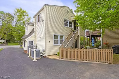 77 Livingston Ave, New Providence, NJ 07974 - Photo 14