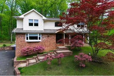 17 Drift Rd, Watchung, NJ 07069 - Photo 1