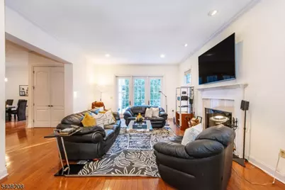 3 Christopher Ct, Montclair, NJ 07042 - Photo 8